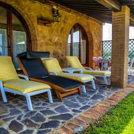 With Garden And Pool *