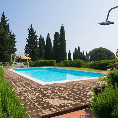 With Garden And Pool Apartment