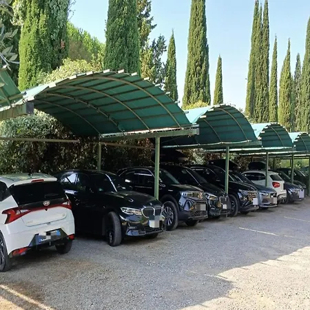 In Tuscany With Pool & Scenic Views Apartamento *