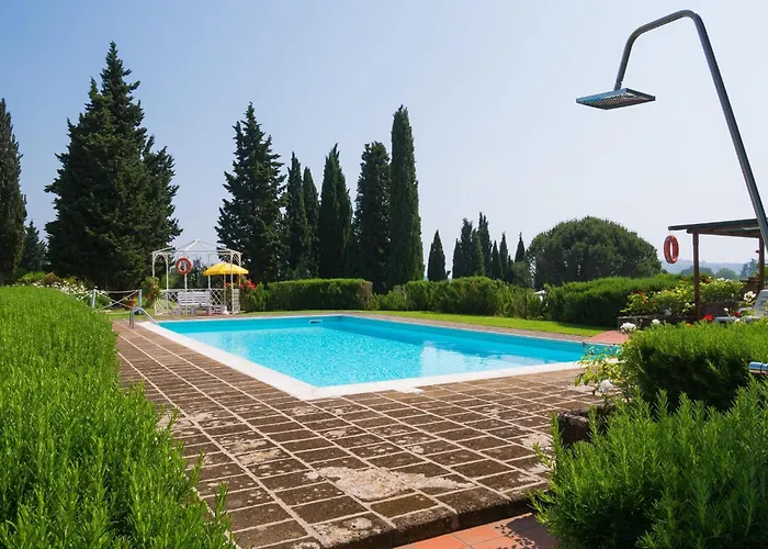 In Tuscany With Pool & Scenic Views Apartment