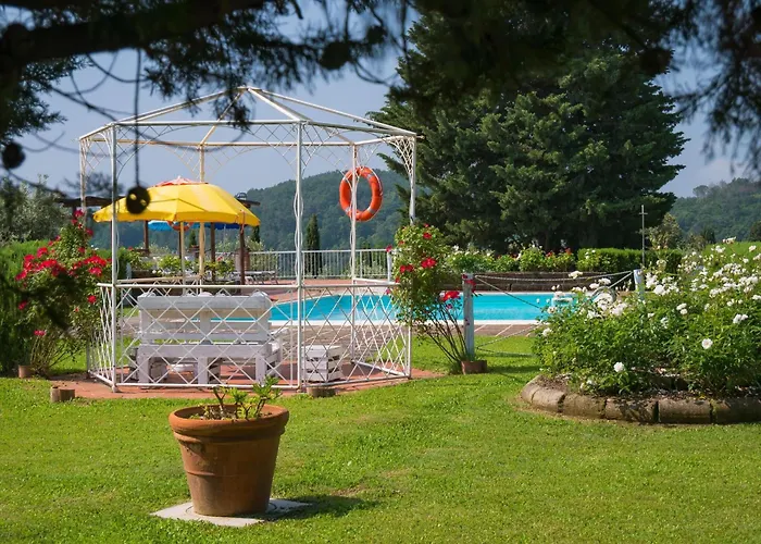 In Tuscany With Pool & Scenic Views Apartment *