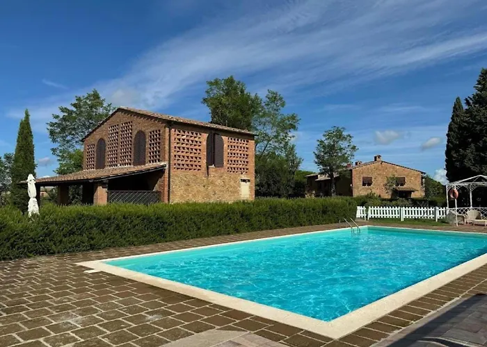 In Tuscany With Pool & Scenic Views Apartment *